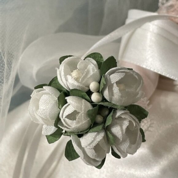 Madame Alexander restrung 10" Portrettes Father of the Bride #24623 doll. - Picture 4 of 12